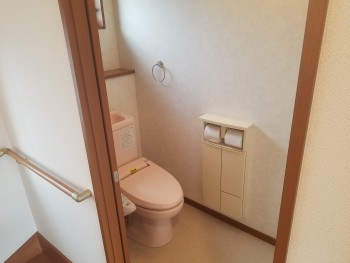 ２Fトイレ