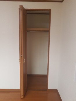 ２F　洋室　収納