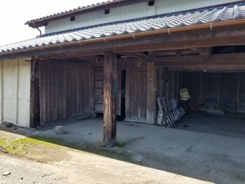納屋