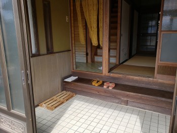 玄関