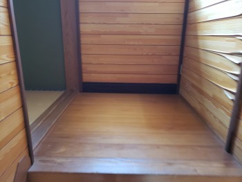 ２F階段踊り場