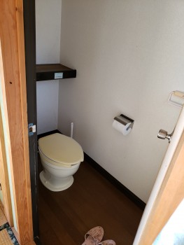 ２Fトイレ