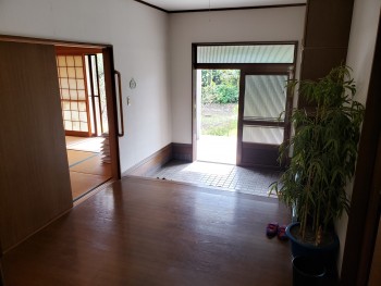 玄関ホール