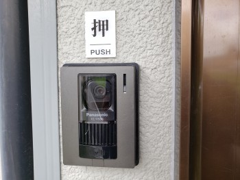 インターホン