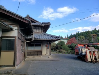 納屋側から