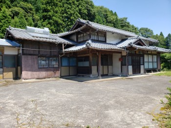 正面側