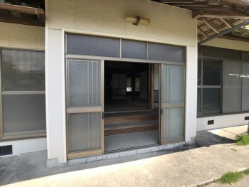 玄関