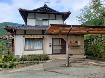 建物東側