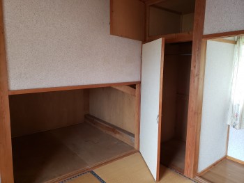 ２F 和室収納