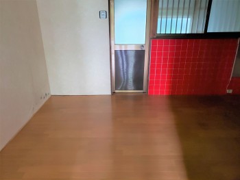 勝手口（ダイニングキッチン内）