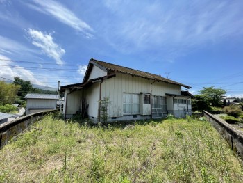 建物北側（裏）