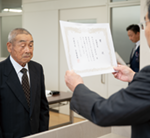 「和みの花みち保存会」阿南米夫代表