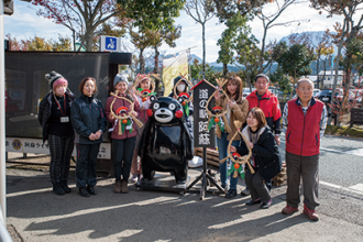 しめ縄づくりにチャレンジ